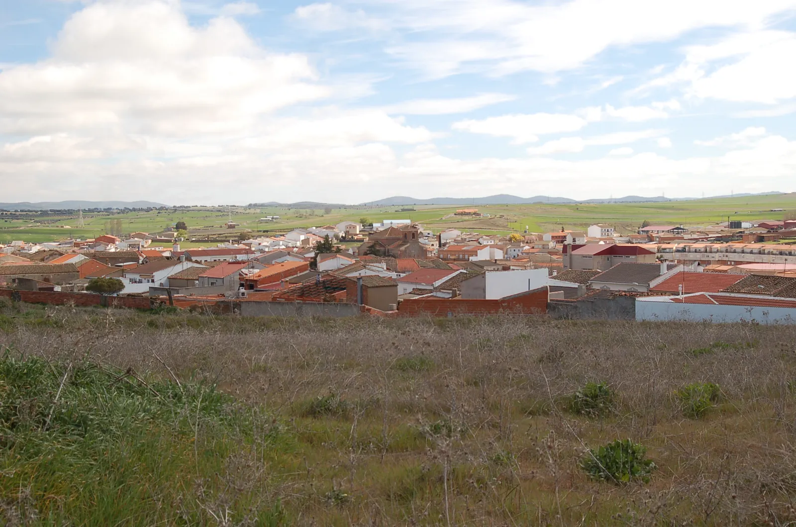 Pueblos cercanos a Brazatortas con plazas porticadas